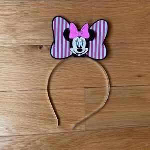 Minnie Mouse Headband with Pink Bow